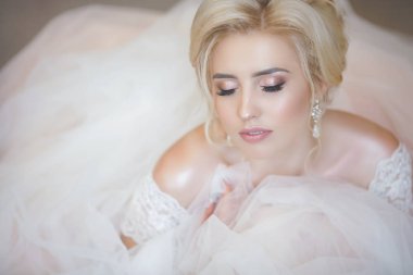 Gelin Moda makyaj ile portre portre