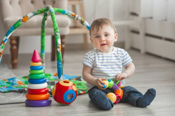 Lindo Niño Jugando Adentro Bastante Bebé Niño — Foto de Stock