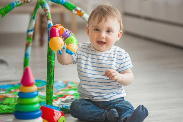 Lindo Niño Jugando Adentro Bastante Bebé Niño — Foto de Stock