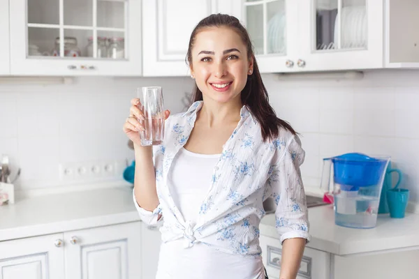 Young Healthy Woman Drinking Filtered Water Kitchen — Stock Photo, Image