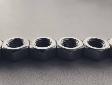 Onarım için dişi vida