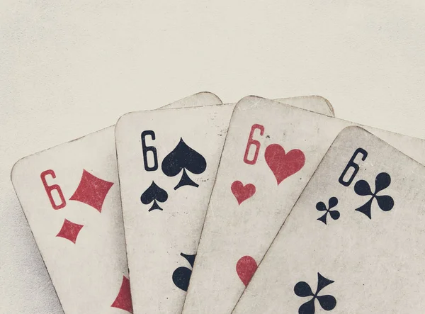 Vecchie carte da gioco — Foto Stock