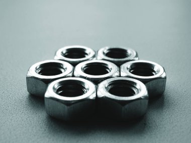 Onarım için dişi vida