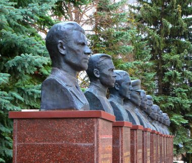 Arzamas, Rusya, 9 Nisan 2017: Anıtlar savaş gazileri için.