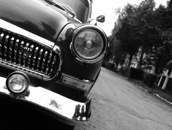 Staré vzácné auto — Stock fotografie