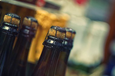 Tatil için köpüklü şarap.