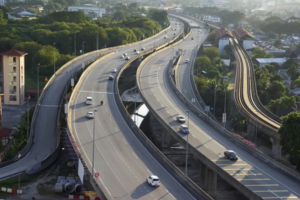 Kuala Lumpur mehrspurige Autobahn — Stockfoto