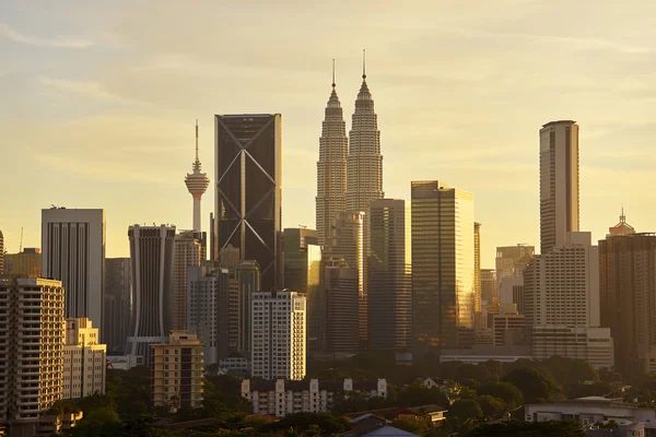 Kuala Lumpur skyline with skyscrapers — Stock Photo, Image