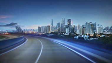 Gece yol sahne hareket bulanıklığı