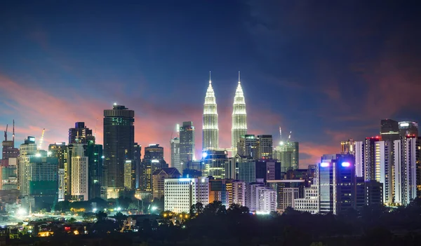 Lumpur Kuala lumières de nuit — Photo