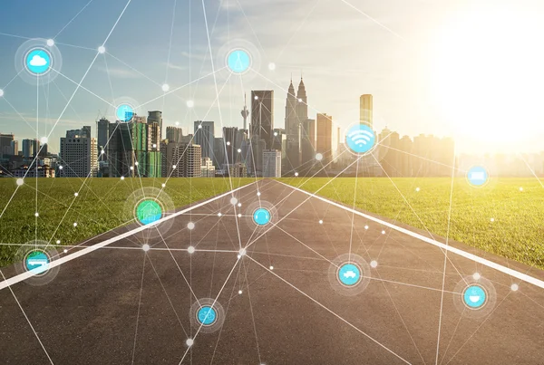 Smart city e concetto di comunicazione wireless — Foto Stock