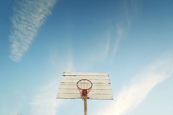 Empty outdoor court — Stockfoto