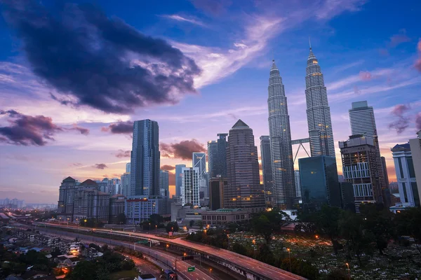 Skyline du soir Kuala Lumpur — Photo