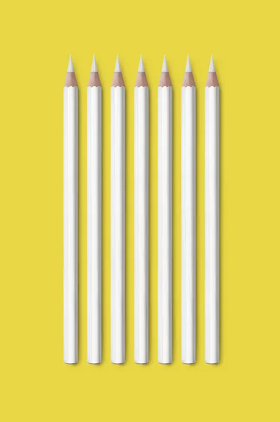 Žluté a bílé barevné tužky — Stock fotografie