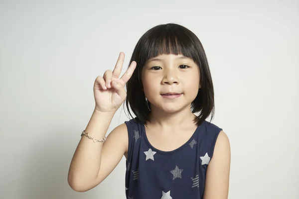 Süße kleine asiatische Mädchen — Stockfoto