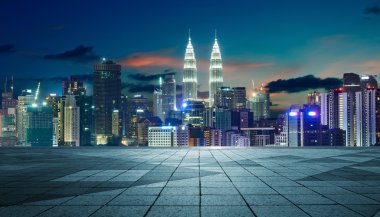 Kuala Lumpur gece ışık