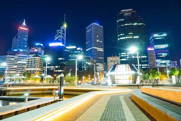 Moderní budovy v Elizabeth Quay — Stock fotografie