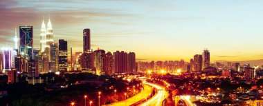 Kuala Lumpur şehri gün batımında