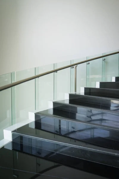 Sarmal merdiven manzarası — Stok fotoğraf