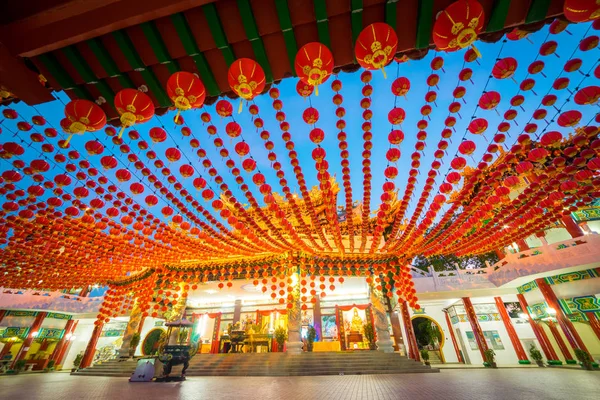 Red lanterns at Thean Hou Temple — Stock Photo, Image