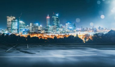 Asfalt yol ve cityscape