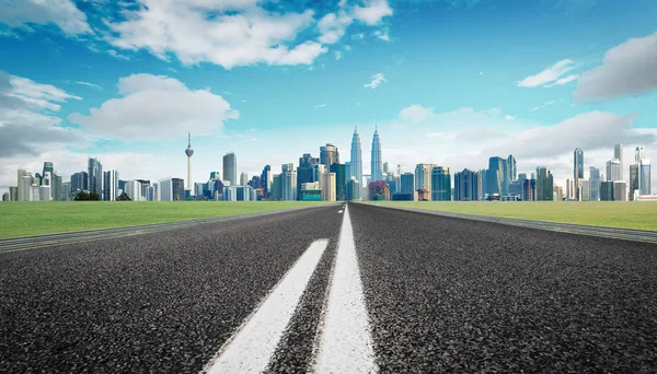 Asfalt yol ve cityscape