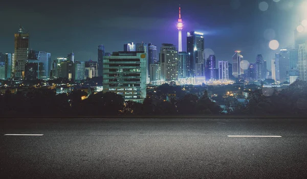 Asfalt yol ve cityscape