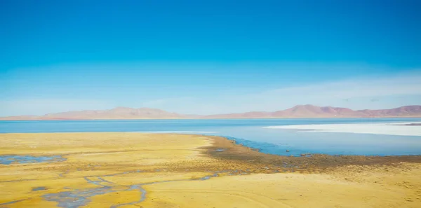 Hermoso lago azul en Tíbet —  Fotos de Stock