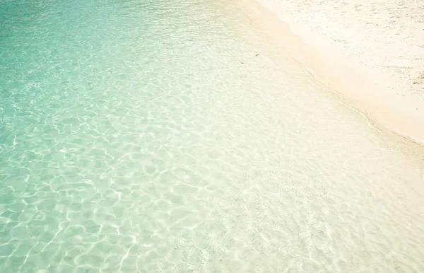 Playa tropical, Isla de Rawa, Malasia . — Foto de Stock