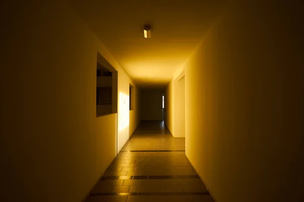 Corredor Apartamento Vazio Com Luz Quente Manhã Sombra — Fotografia de Stock