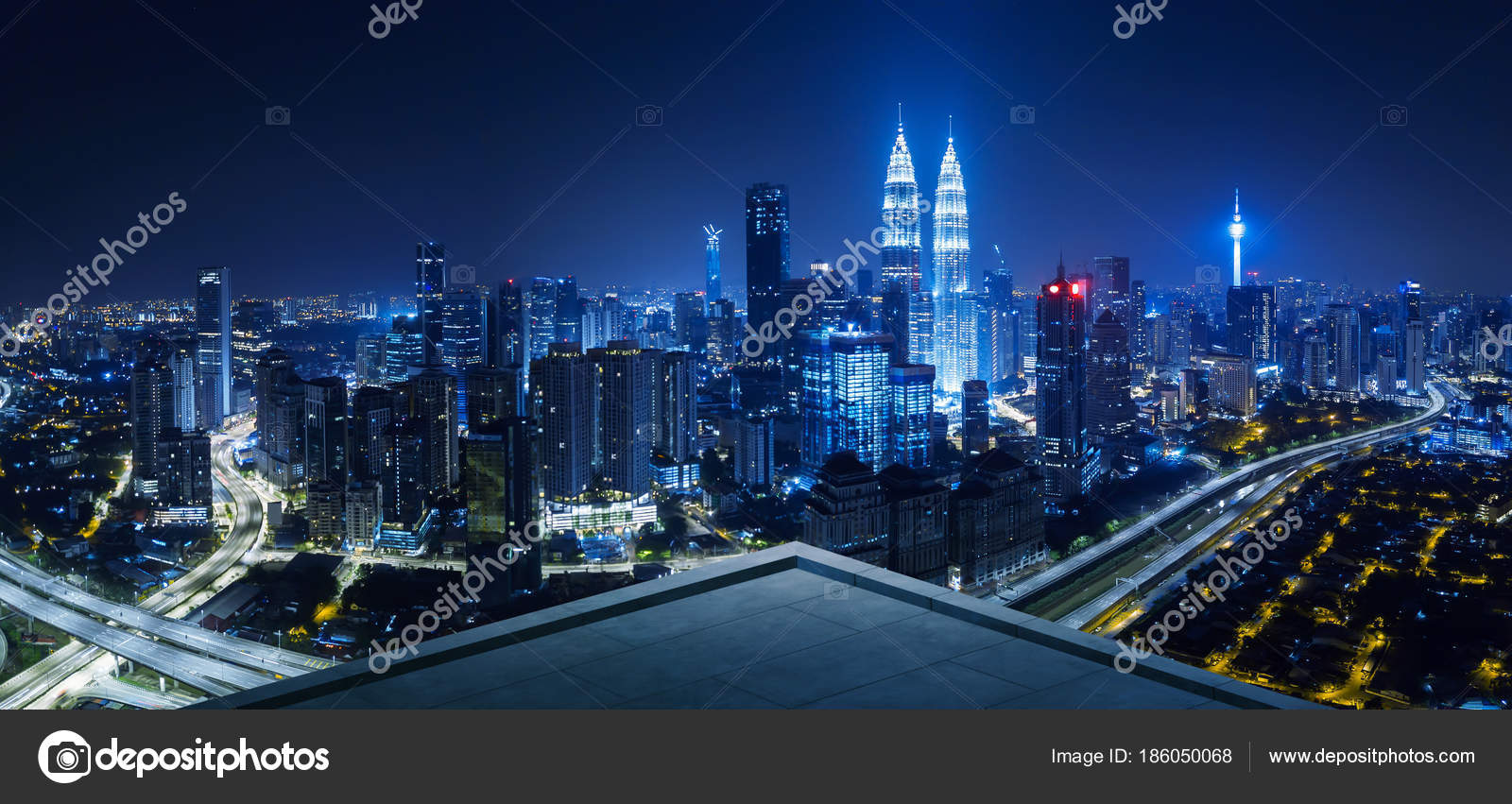 Open Space Balcony Kuala Lumpur Cityscape Skyline View Night Scene Stock Editorial Photo C Jamesteohart