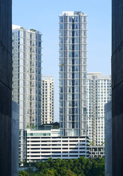 Widok na nowoczesne budynki mieszkalne — Zdjęcie stockowe
