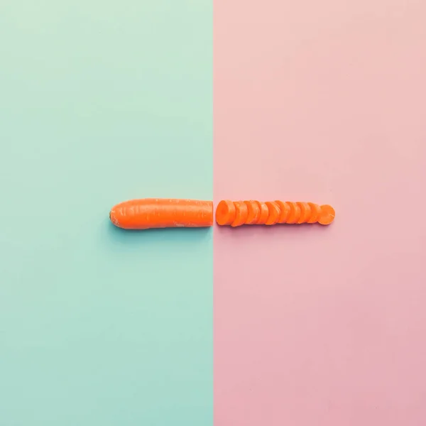 Carrot cutted in half — Stock Photo, Image