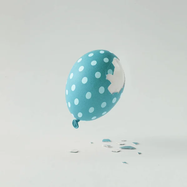 Globo de huevo de Pascua azul — Foto de Stock