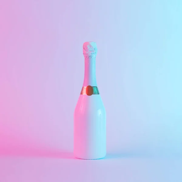 Witte Champagne Fles Met Kleurrijke Ultraviolet Holografische Neonlampen Creatief Concept — Stockfoto