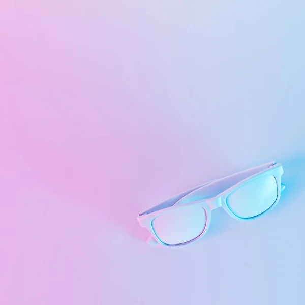 Sunglasses Vibrant Bold Gradient Purple Blue Holographic Colors Concept Art — Stock Photo, Image