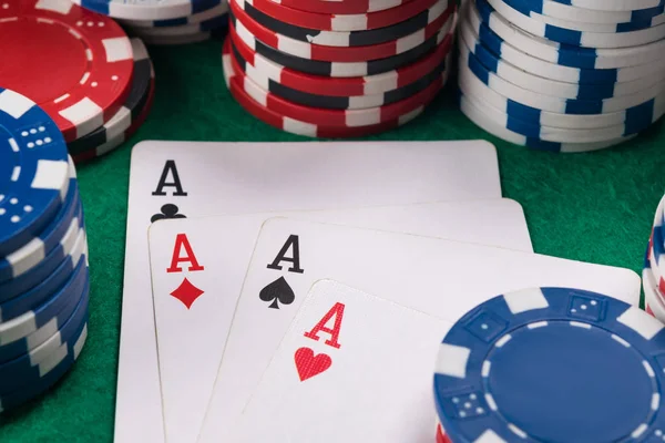 Dört as poker şans casino masa poker oyuncu için kartlar