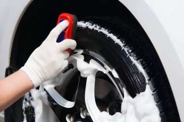 Araba lastik koruyucu tedavi hizmeti hayatın uzaması için