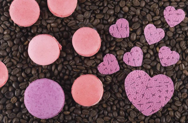 Sur Fond Grains Café Pâtisserie Macaronis Chocolat Aux Cœurs Roses — Photo