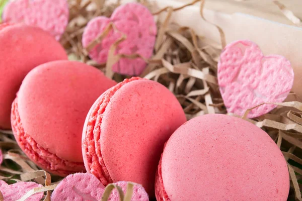 Розовые Кулинарные Макароны Маленькие Сердца Фоновый День Всей Любви — стоковое фото