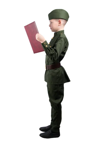 Αγόρι Στρατιωτική Στολή Και Ένα Καπάκι Στέκεται Στο Πλάι Κρατά — Φωτογραφία Αρχείου