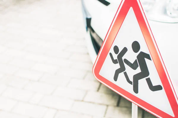Sign: Warning children on the road. Be carefu — Stock Photo, Image