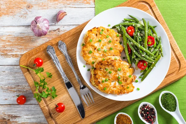 Chicken breast. cheese and onion ground  fritters — Stockfoto