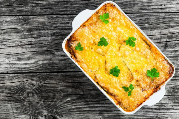 Köstliche Moussaka, authentisches Rezept, Blick von oben — Stockfoto