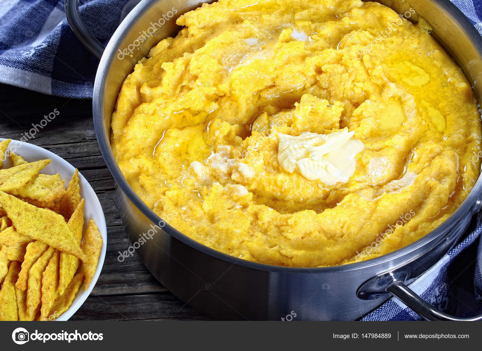 Baharatlı Tavuk Ve Polenta Tarifi Baharatlı Tavuk Ve Polenta Tarifi
