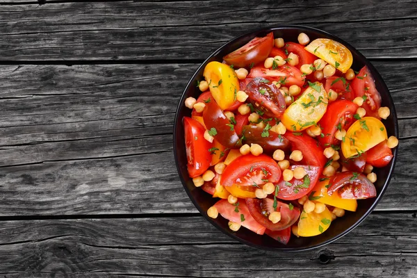 Salada de grão de bico vegetariana saudável de baixas calorias — Fotografia de Stock