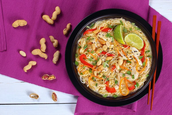 Yummy Chicken green curry noodle soup — Stock Photo, Image