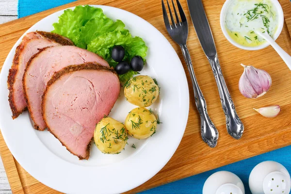 Carne Assado cortado em fatias, vista superior — Fotografia de Stock