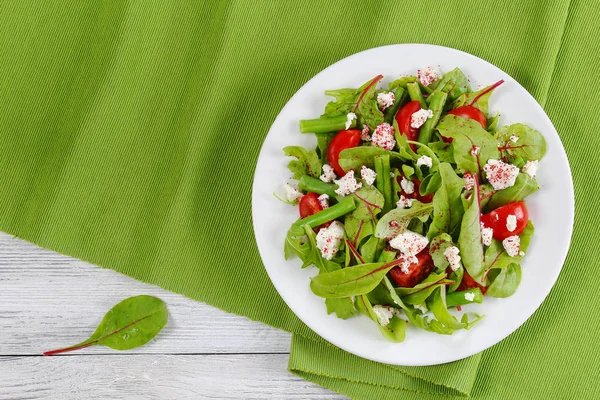 Deliziosa insalata vegetariana sana a basso contenuto calorico — Foto Stock