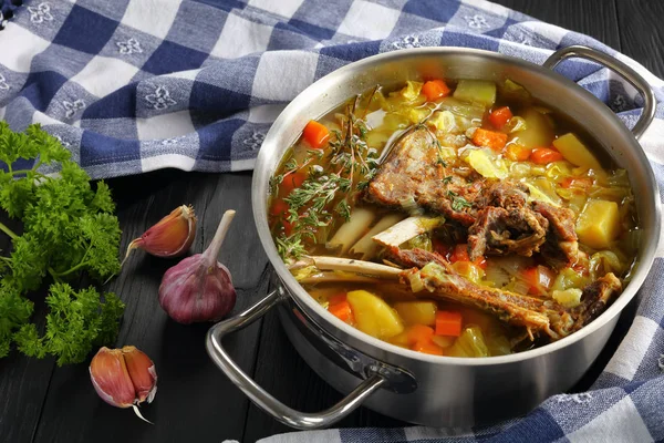 Крупним планом Баранина зимовий гарячий суп — стокове фото